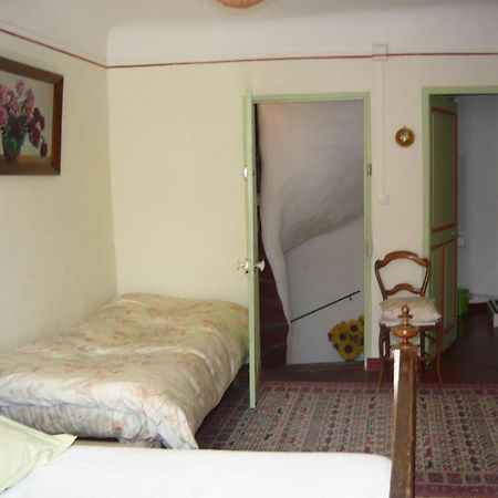 Bed and Breakfast Le Pra de Pé Cotignac Habitación foto