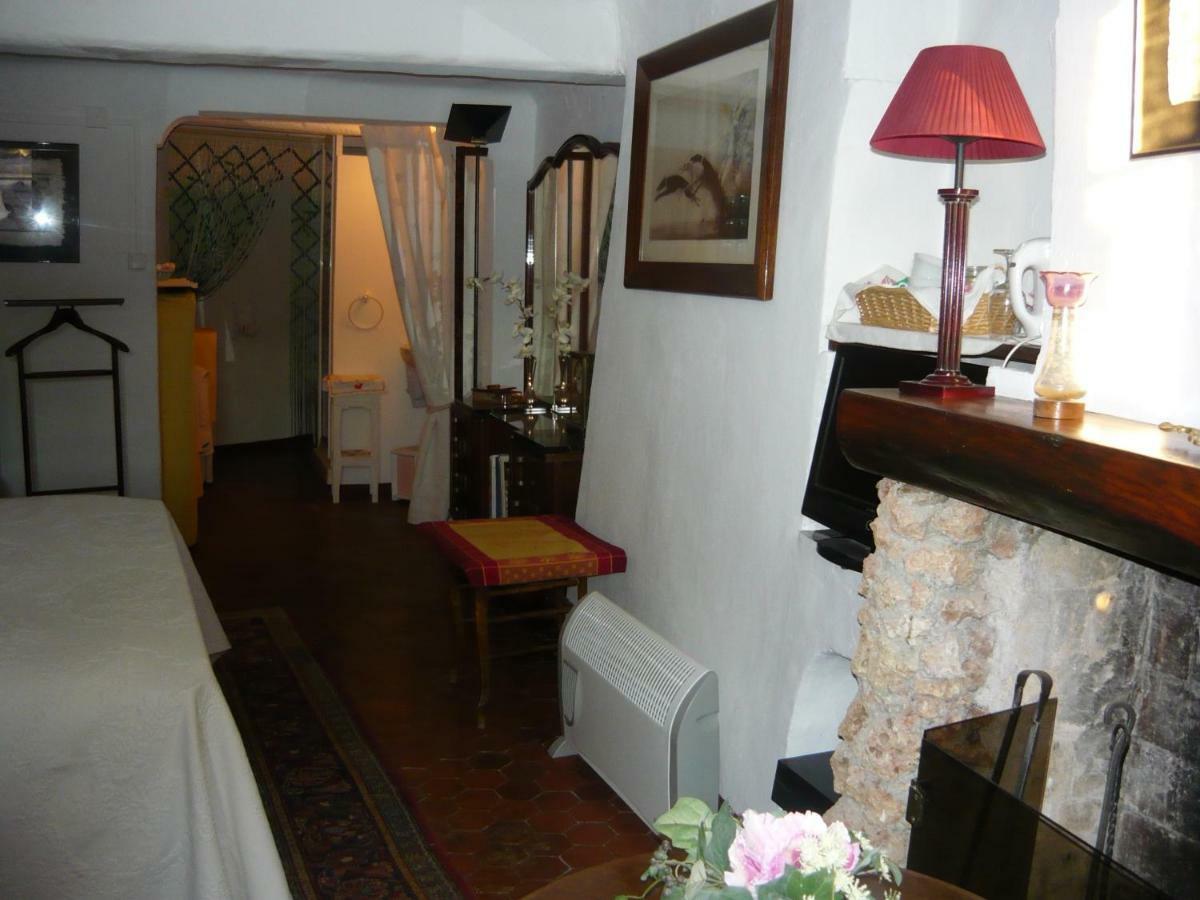 Bed and Breakfast Le Pra de Pé Cotignac Exterior foto